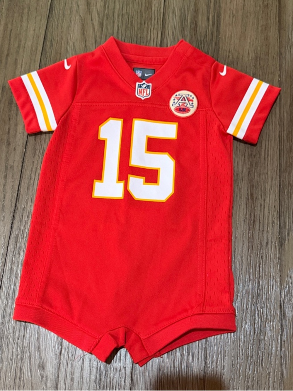 Kansas City Chiefs #15 Infant NFL Jersey Romper size 3-6 months